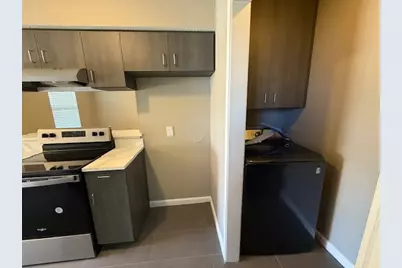320 Queens Court N, Mansfield, TX 76063 - Photo 11