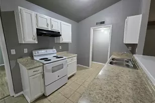 9571 Gonzales Dr, Dallas, TX 75227 - Photo 5