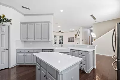 680 Chaparral Court, Highland Village, TX 75077 - Photo 9
