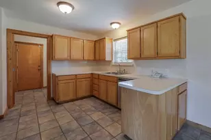 4024 J Rendon Rd, Burleson, TX 76028 - Photo 7