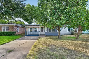 906 Euclid St, Cleburne, TX 76033 - Photo 1