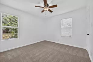 906 Euclid St, Cleburne, TX 76033 - Photo 15