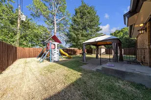 1208 Harrison Ln, Hurst, TX 76053 - Photo 25