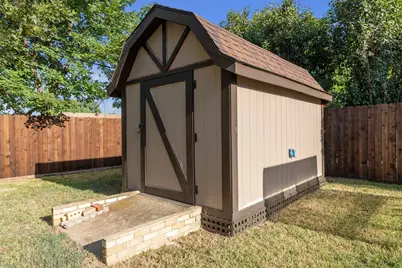 1208 Harrison Lane, Hurst, TX 76053 - Photo 27
