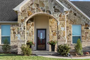4055 Hackberry Cir, Caddo Mills, TX 75135 - Photo 3