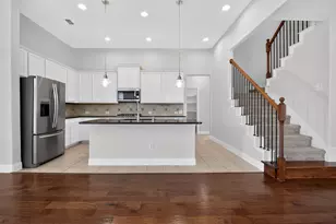 917 Sundrop Dr, Little Elm, TX 75068 - Photo 9