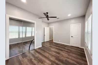 315 W Market Street, Mabank, TX 75147 - Photo 13
