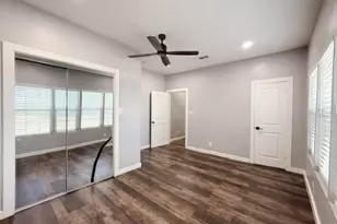 315 W Market St, Mabank, TX 75147 - Photo 13