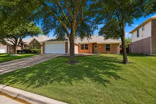 5424 Appalachian Way, Fort Worth, TX 76123 - Photo 3