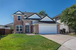1704 Brookarbor Ct, Arlington, TX 76018 - Photo 3
