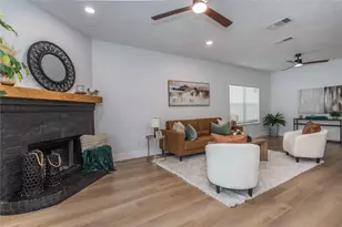 1704 Brookarbor Ct, Arlington, TX 76018 - Photo 7