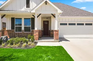 2704 Starling St, Denton, TX 76205 - Photo 3