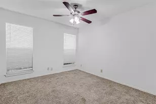 1726 Magnolia Ln, Euless, TX 76039 - Photo 21