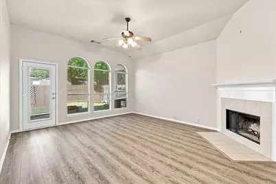 2812 Thorncreek Lane, Fort Worth, TX 76177 - Photo 3