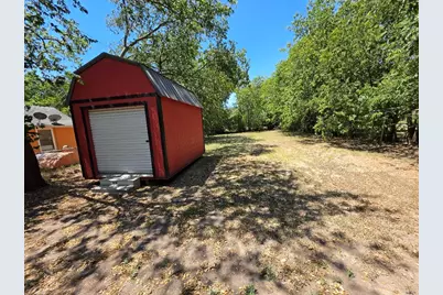 311 Elmo Street, Cleburne, TX 76031 - Photo 7