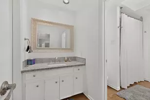 1526 Abrams Rd, Dallas, TX 75214 - Photo 23