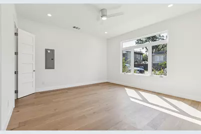 900 Haines Avenue, Dallas, TX 75208 - Photo 11