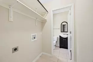 213 N Holly Ave, Sherman, TX 75092 - Photo 19