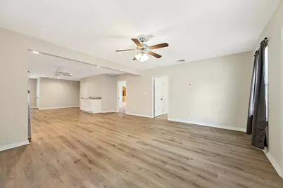 213 N Holly Avenue, Sherman, TX 75092 - Photo 5