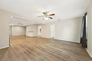 213 N Holly Ave, Sherman, TX 75092 - Photo 5
