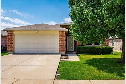 1608 Rialto Way, Fort Worth, TX 76247 - Photo 3