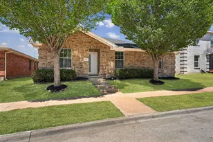 1941 Indian Lilac Dr, Lancaster, TX 75146 - Photo 3