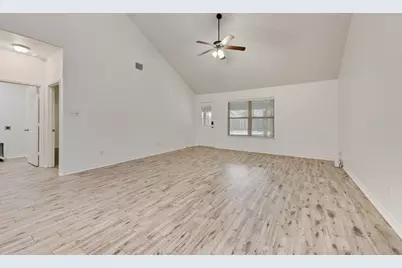 1816 Castle Creek Drive, Little Elm, TX 75068 - Photo 5