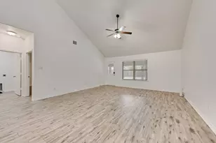 1816 Castle Creek Dr, Little Elm, TX 75068 - Photo 5