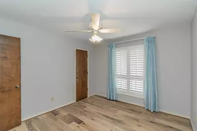 2604 Twinpost Court, Irving, TX 75062 - Photo 25