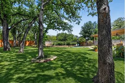 225 Shady Hill Lane, Double Oak, TX 75077 - Photo 33