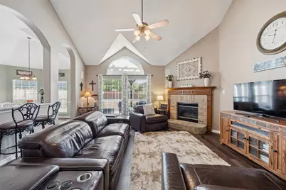 10218 Saint Georges Drive, Rowlett, TX 75089 - Photo 3