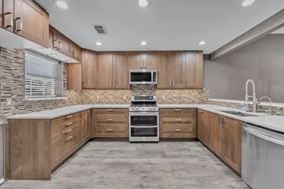 10282 Gentry Drive, Justin, TX 76247 - Photo 9