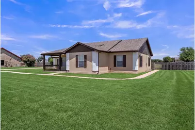 10282 Gentry Drive, Justin, TX 76247 - Photo 3