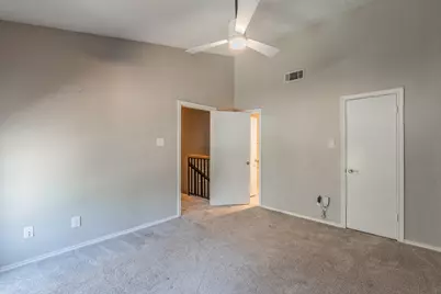 714 E Wall Street #106, Grapevine, TX 76051 - Photo 19