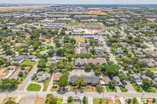 714 E Wall St, Grapevine, TX 76051 - Photo 37