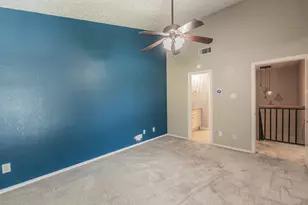 714 E Wall St, Grapevine, TX 76051 - Photo 25