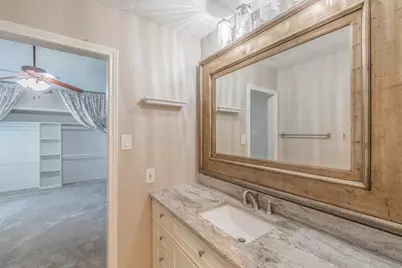 714 E Wall Street #106, Grapevine, TX 76051 - Photo 27