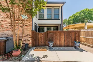 714 E Wall St, Grapevine, TX 76051 - Photo 1