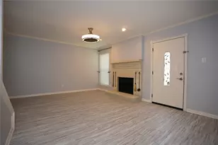 2276 Colony Ct, Dallas, TX 75235 - Photo 9