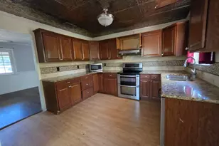 2802 Rockwood Dr, Granbury, TX 76048 - Photo 7