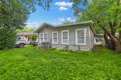 207 W Heard Street, Cleburne, TX 76033 - Photo 19