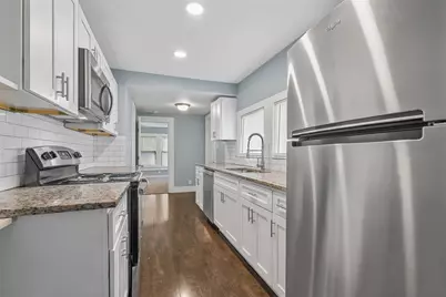207 W Heard Street, Cleburne, TX 76033 - Photo 3