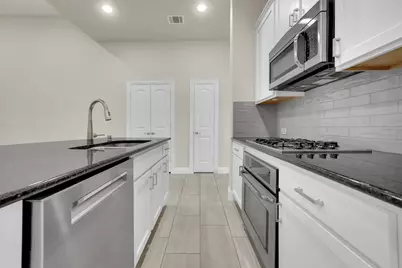 5805 Zinnia Drive, Rowlett, TX 75089 - Photo 9