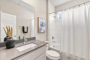 2704 Starling St, Denton, TX 76205 - Photo 29
