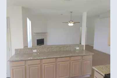 6004 Harwood Crossing Drive, Arlington, TX 76018 - Photo 7