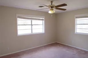 423 W Anders St, Marlin, TX 76661 - Photo 7