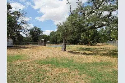 423 W Anders Street, Marlin, TX 76661 - Photo 11