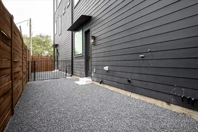 4534 Lake Avenue #104, Dallas, TX 75219 - Photo 37