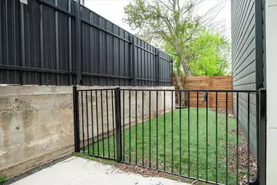 4534 Lake Avenue #104, Dallas, TX 75219 - Photo 35