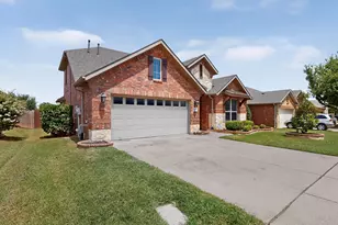 9215 Moon River Ct, Arlington, TX 76002 - Photo 3